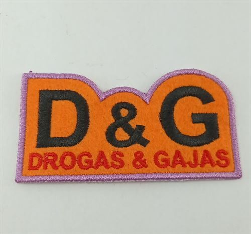 Bordado D&G   8,5×4,x5cm