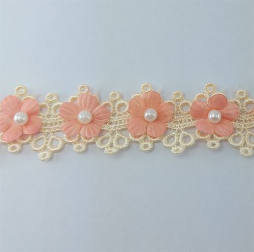 Renda Guipor 30mm Flor c/pérola Amarelo